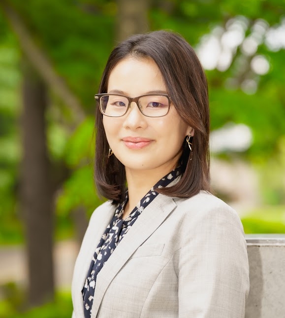 サニーキャリア合同会社代表・柴田千尋会計士の人物画像