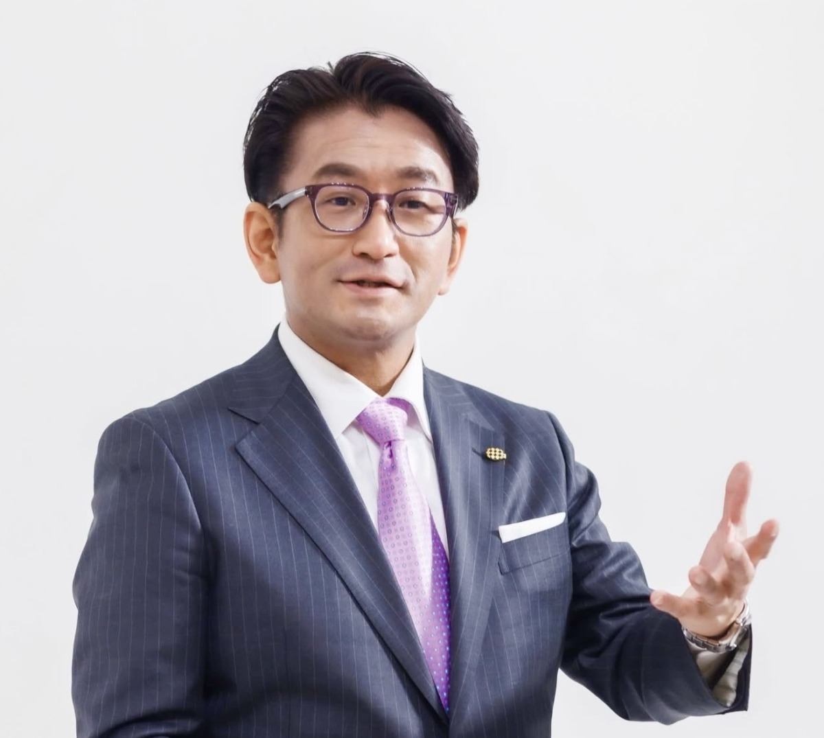 三浦真会計士の人物画像②